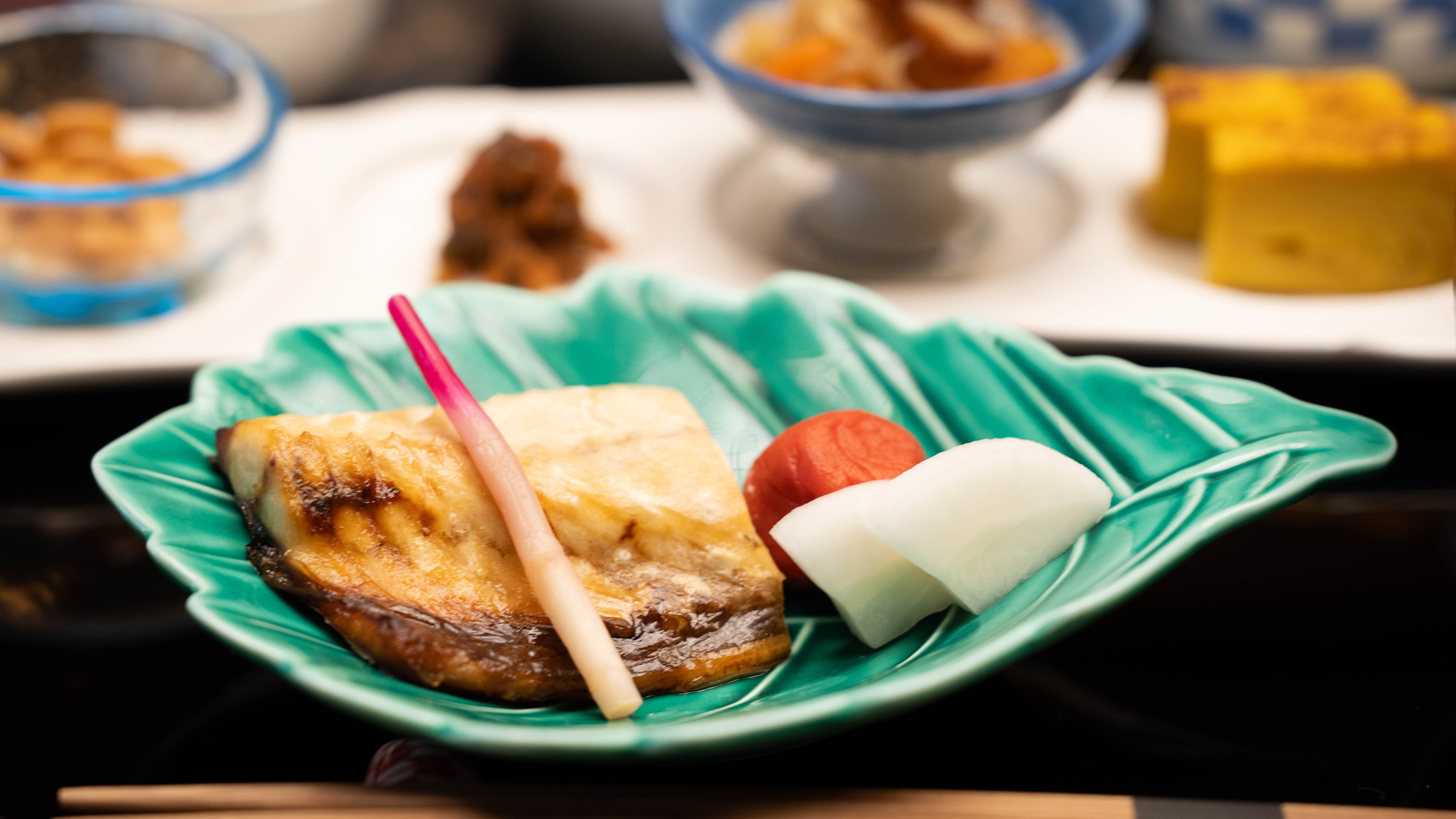 春の里山会席料理一例