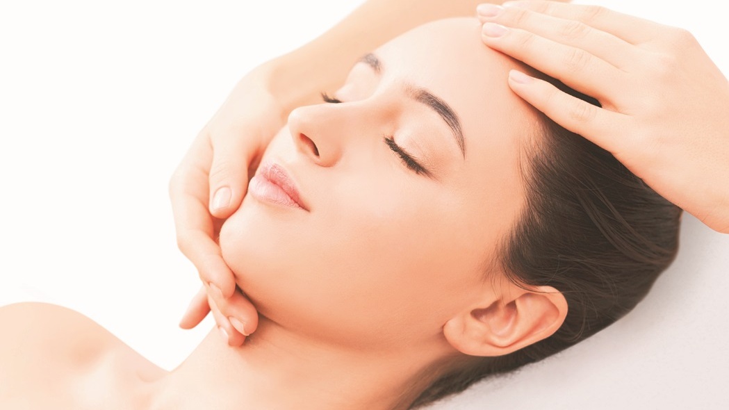 フェイシャルエステ　【有料】