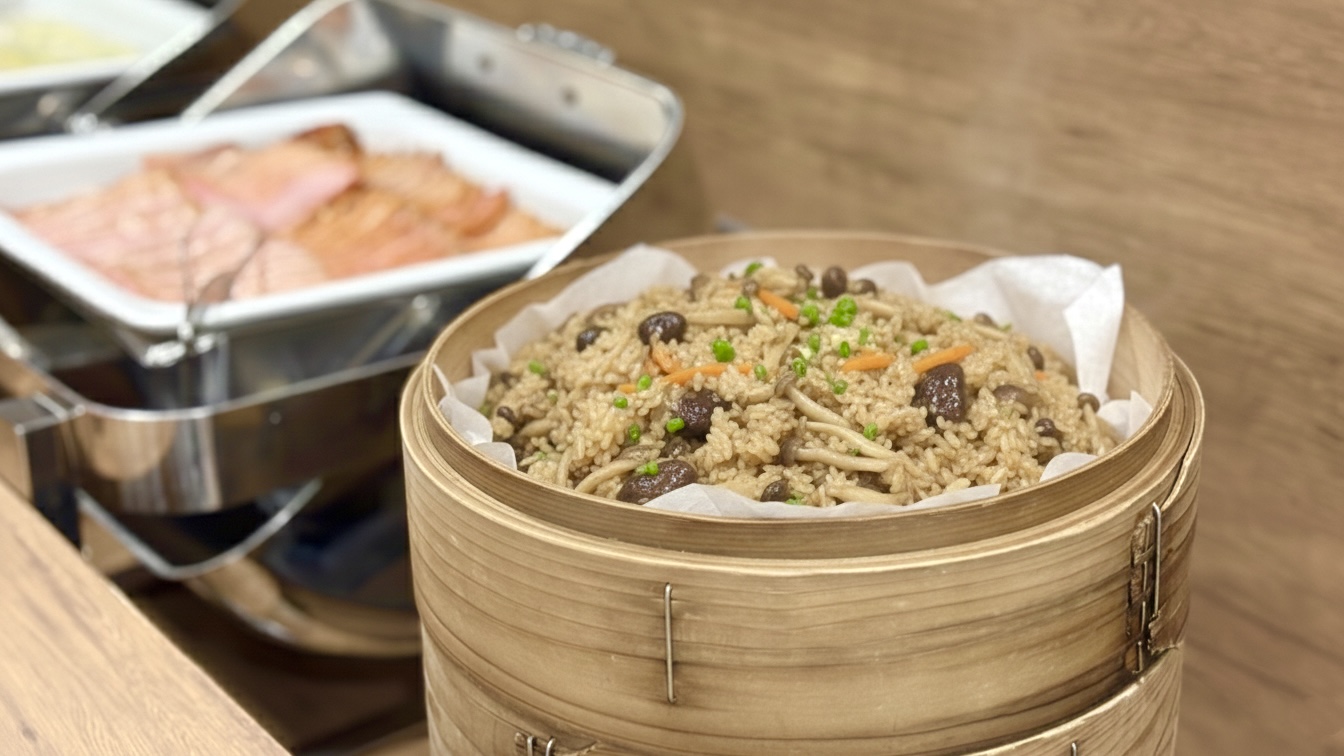 【花茶屋】朝食バイキング一例（炊き込みごはん）