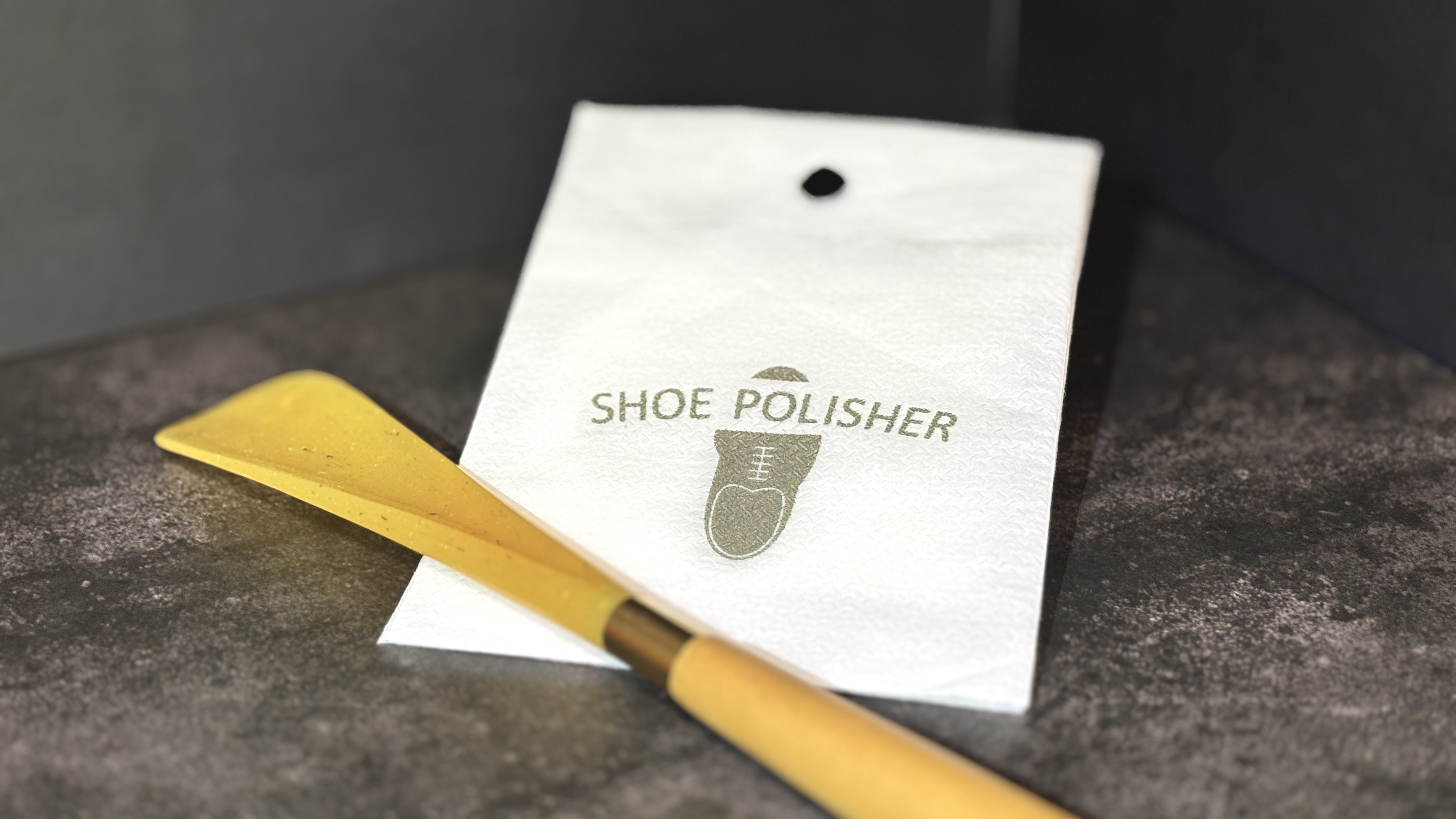 靴磨き用シート・靴べら