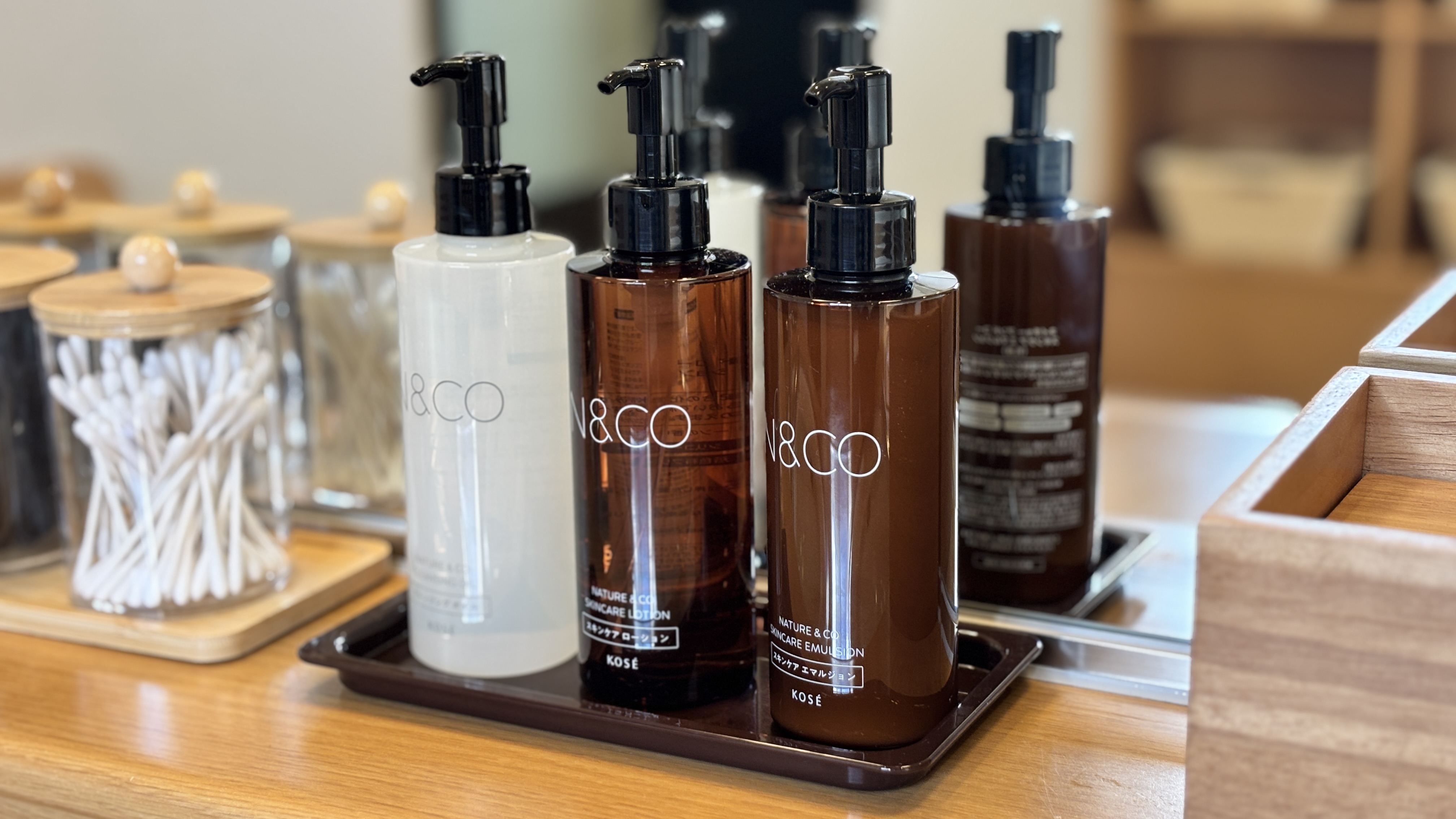 女性大浴場（脱衣場アメニティ）