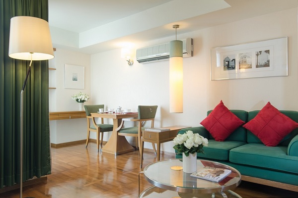 デラックスルーム