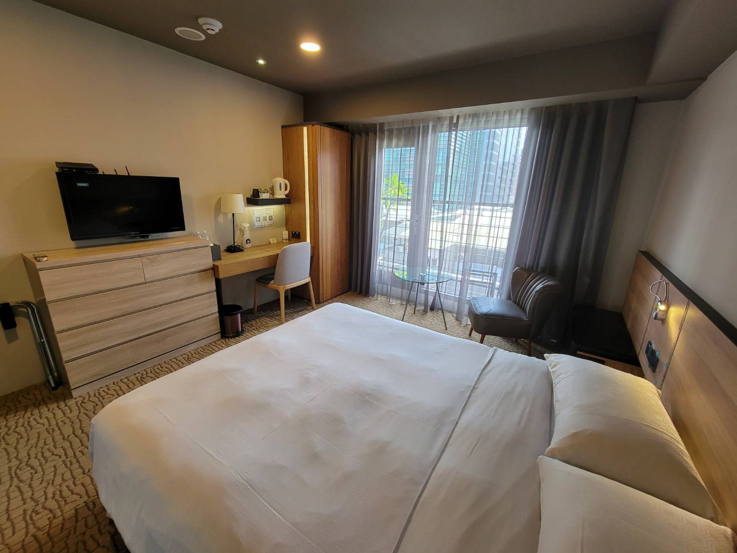 デラックスダブルルーム　ベランダ付(Simple Room)