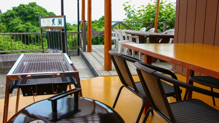持ち込みBBQできます♪海が見えるウッドデッキで気の合う仲間とワイワイ楽しもう！【朝食付】