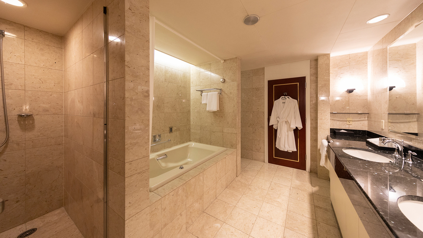 プレジデンシャルスイートルーム　バスルーム