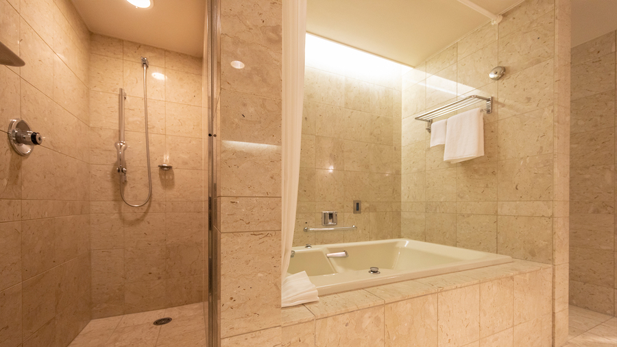 プレジデンシャルスイート　バスルーム