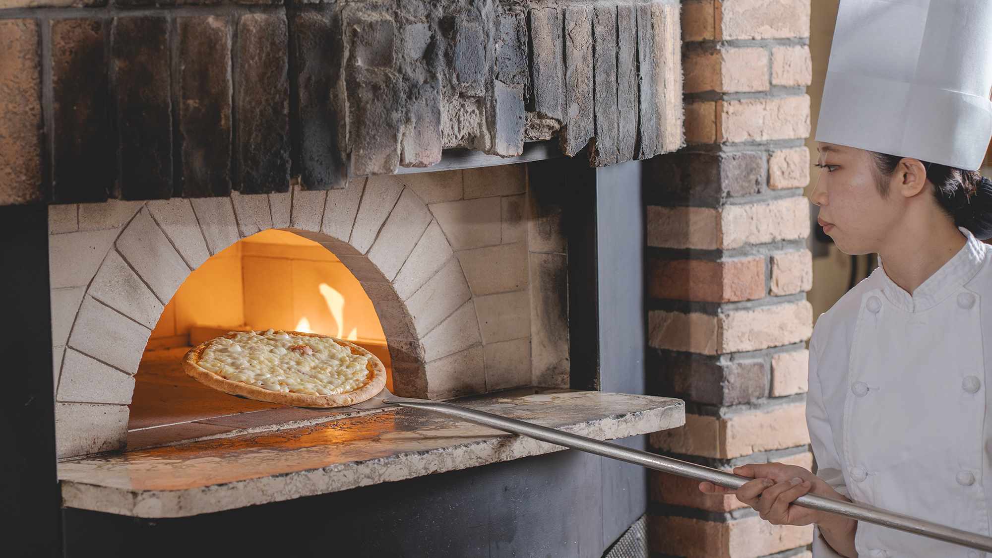 【朝食ビュッフェ】石窯ピザ