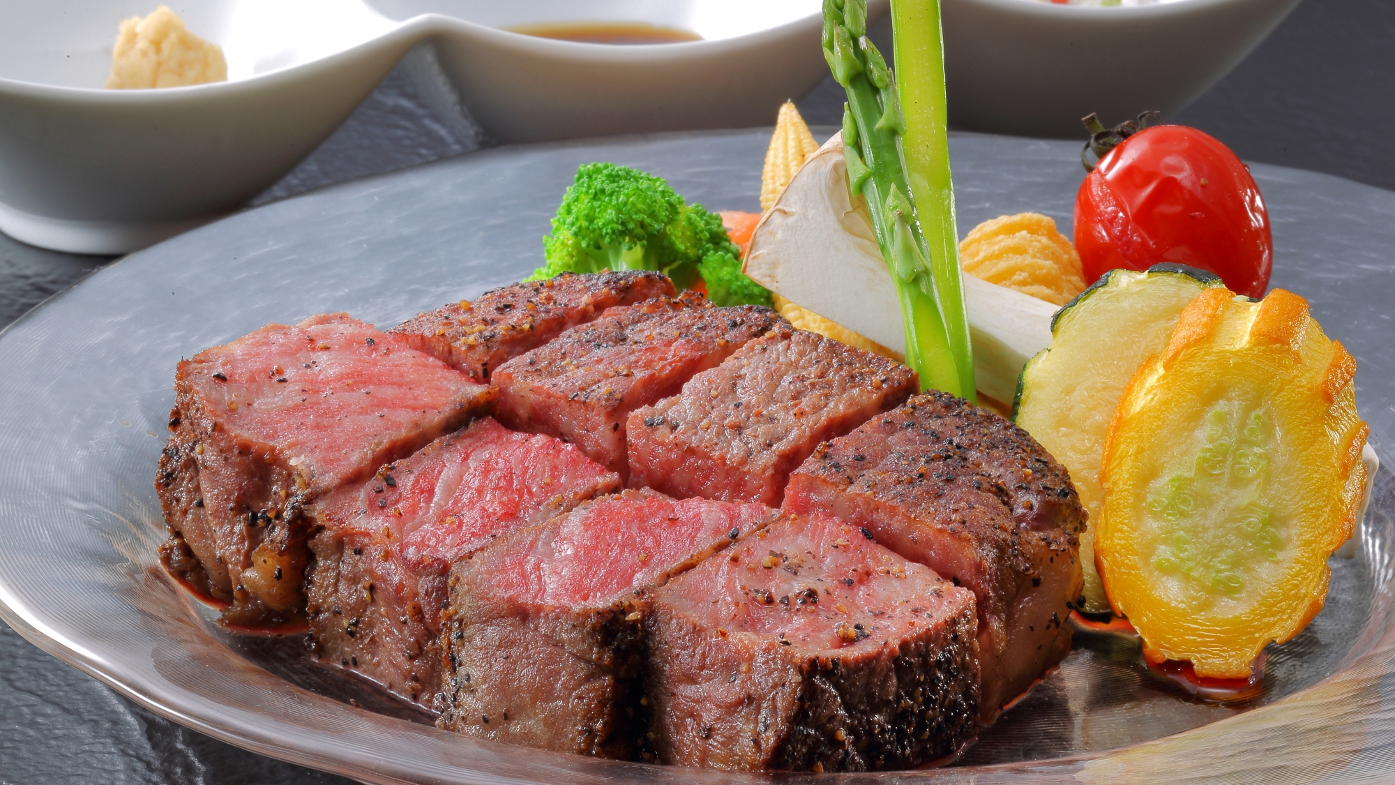 *【お食事例】豪華米沢牛ステーキ（タレ）♪