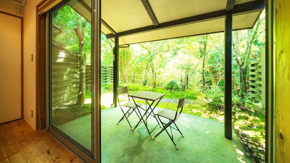 【LUXDAYSベストレート・セール】◆自然涌出の源泉掛け流しを愉しむ◆紫尾庵流創作懐石 【個室食】