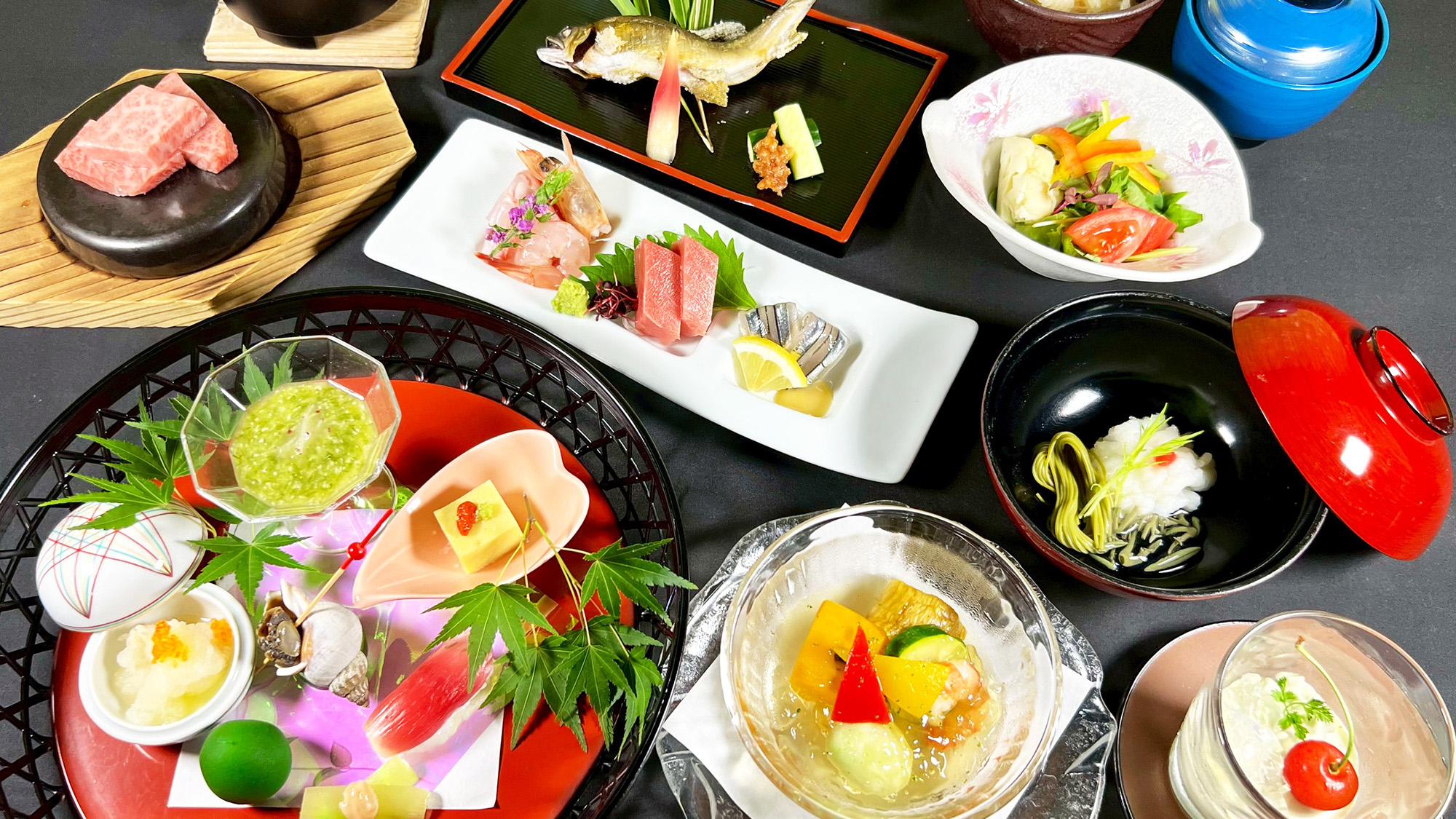 紫尾庵流創作懐石料理一例：季節を彩る旬の食材を用い、紫尾庵流のお料理をご提供致します。