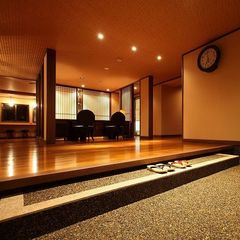ロビー入口