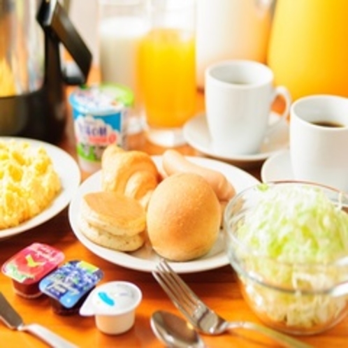 軽朝食一例…ご宿泊の方への無料サービスです！