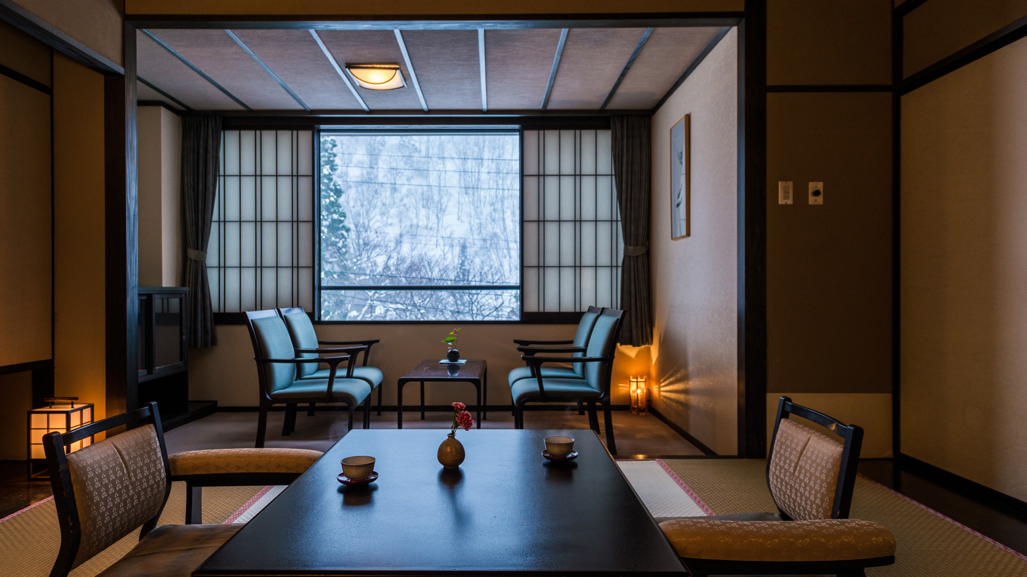 【一番人気の客室タイプ「雪月花（せつげつか）」】まるで水墨画のような雪景色を楽しむご滞在。