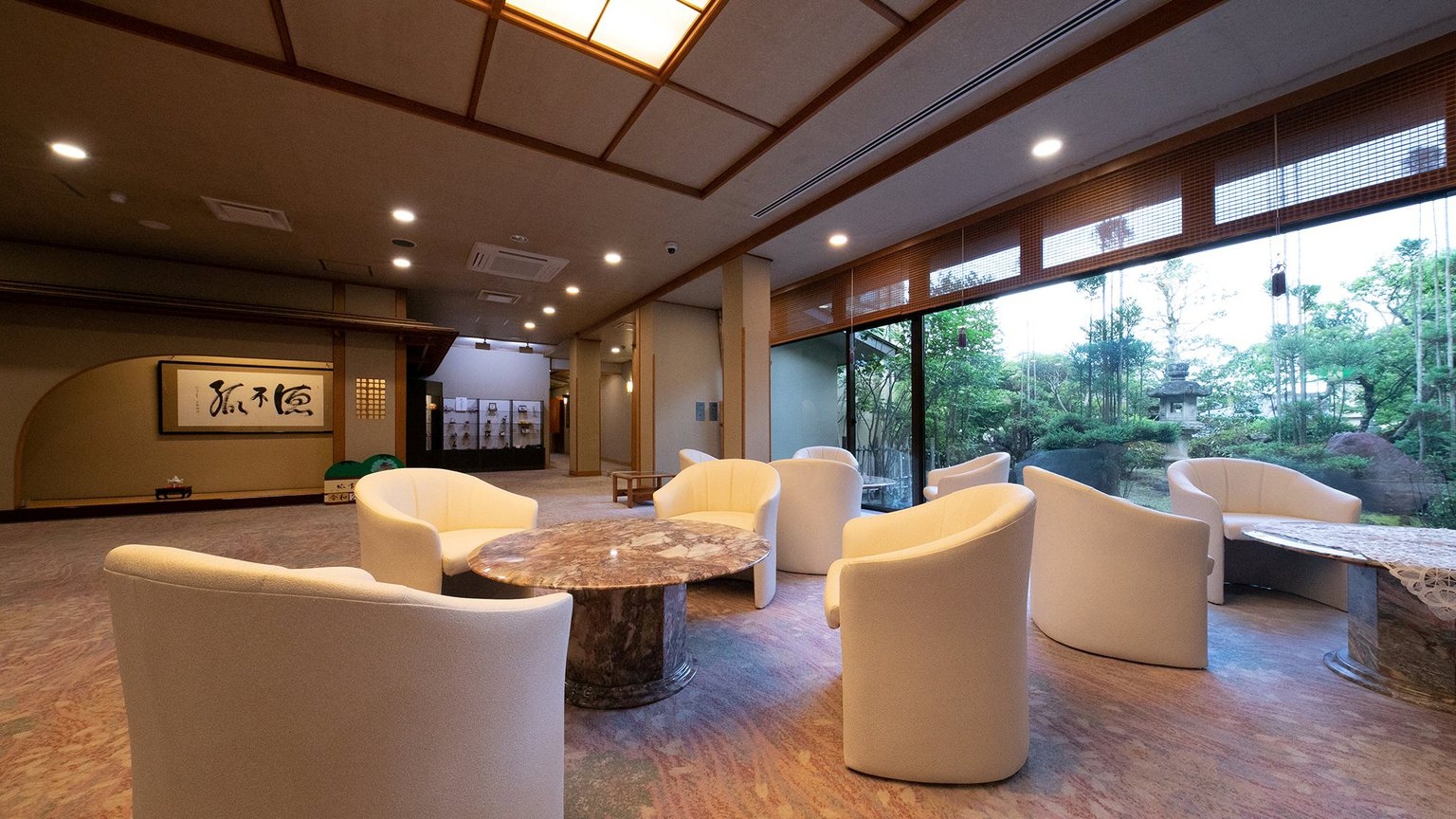 【記念日プラン】大切な一日を特別に演出　お部屋無料グレードアップ＜懐石コース／楓＞