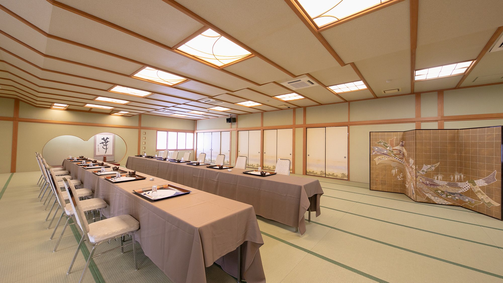 *【大宴会場】信貴の間