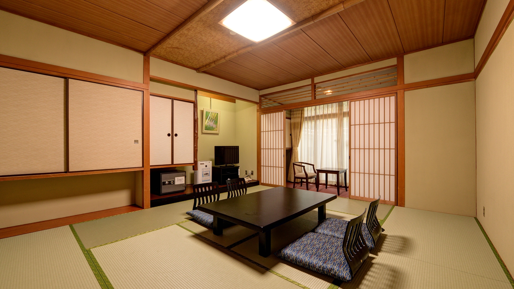 *【和室10畳（東館）】バス・洗浄機付トイレ