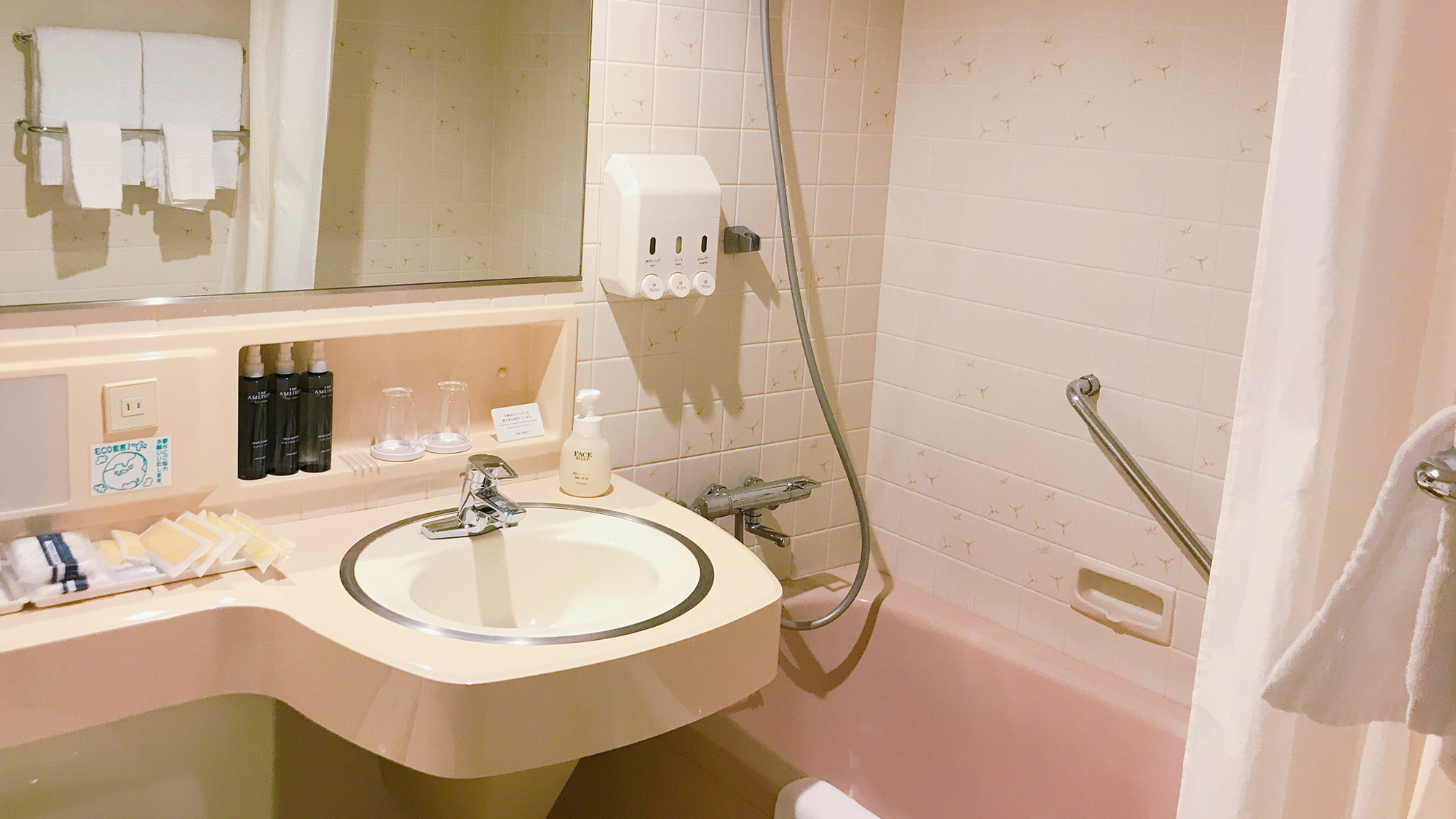 ■客室バスルーム一例