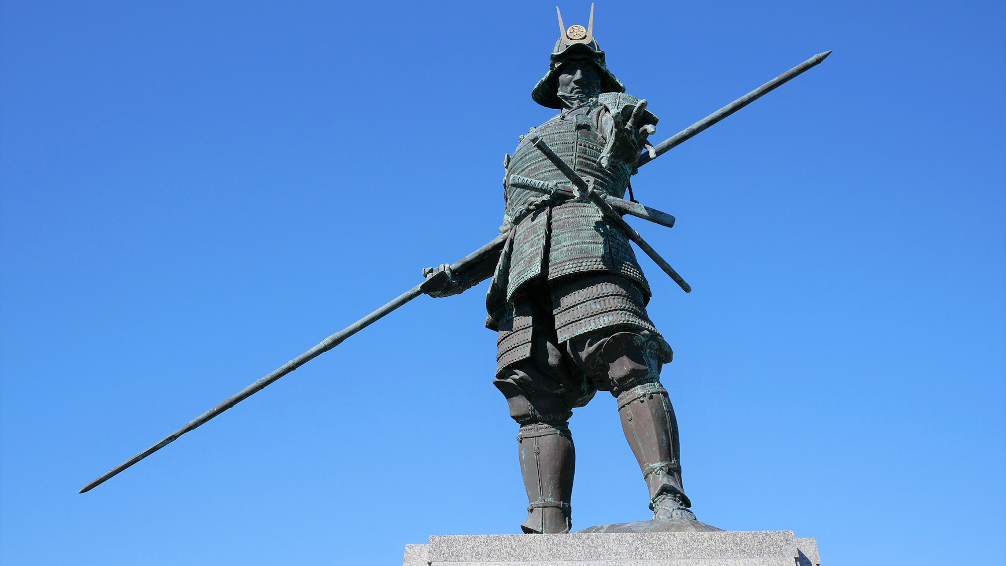 ■長宗我部元親初陣の像（高知市提供）