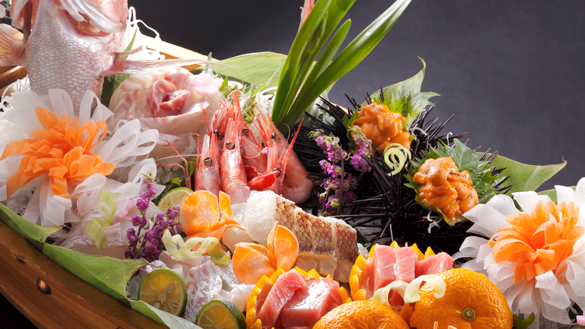 【上・活鯛舟盛懐石】