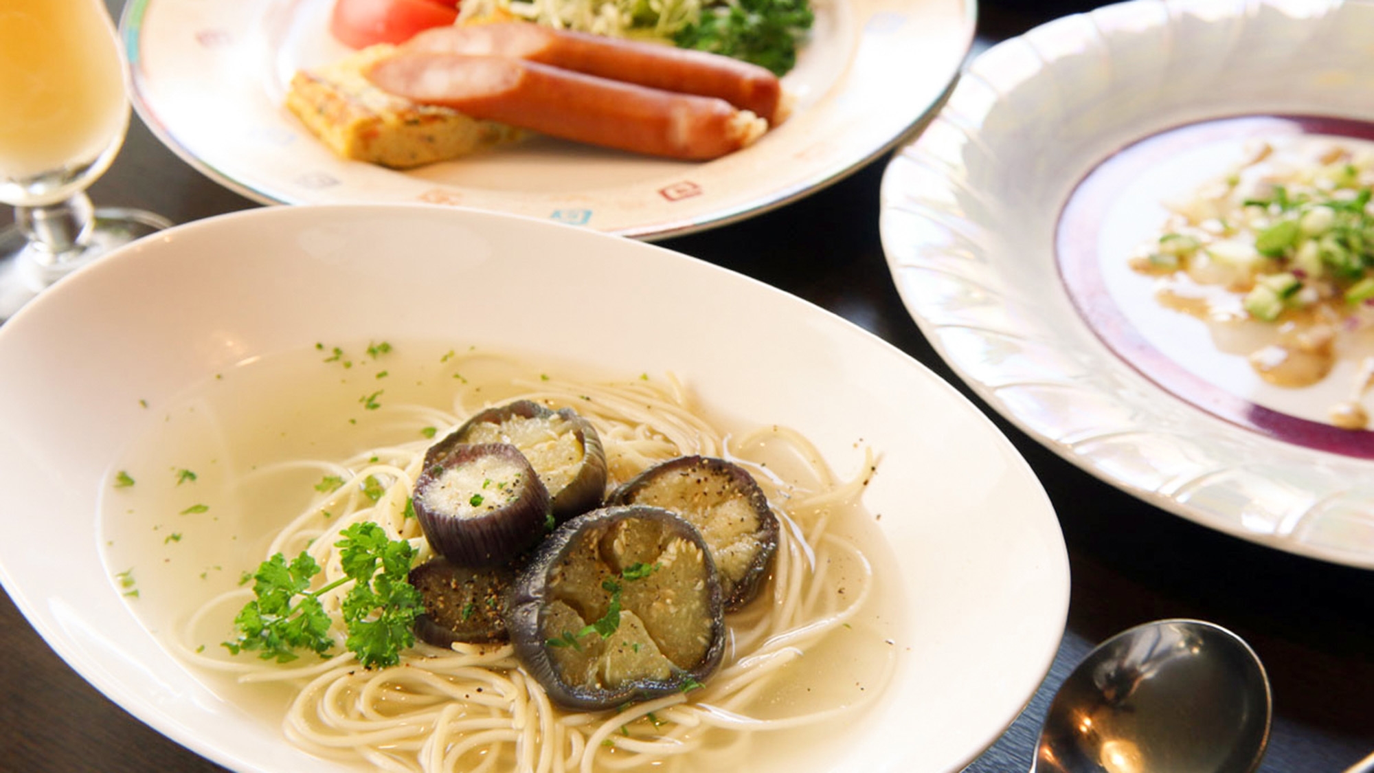 【2食付】迷ったらコレ！鮮魚舟盛り＆金目煮つけetc…厳選地魚をご賞味ください
