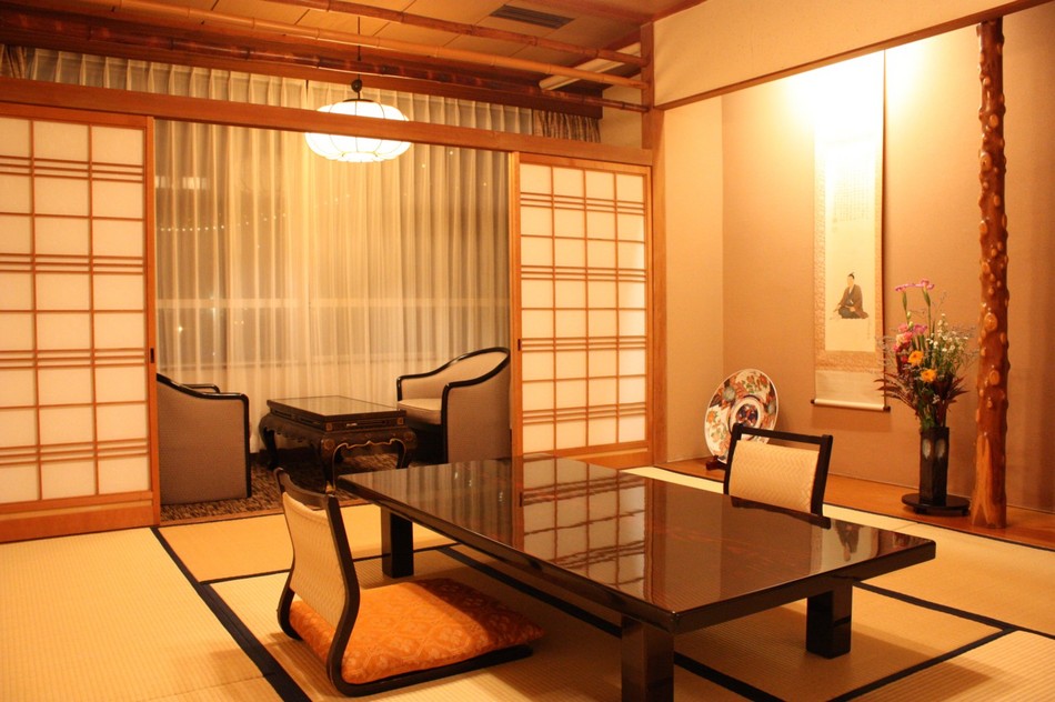 [Japanese-style room]