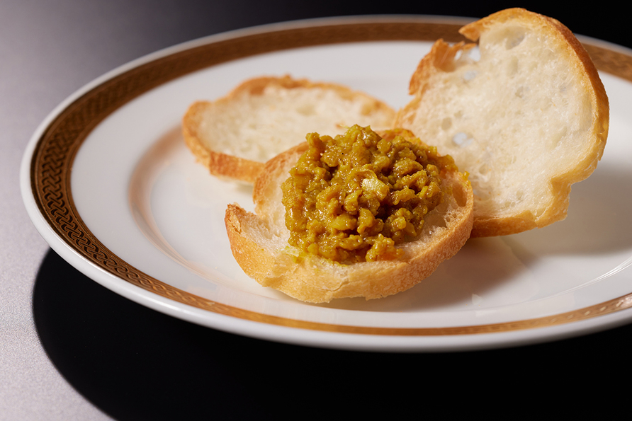 カレーなる肉味噌　パンにも合います