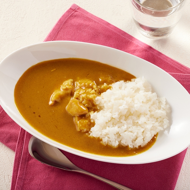 【新パッケージ】お土産にピッタリ！ホテルイタリア軒「３種類の特製レトルトカレー」＆朝食付きプラン