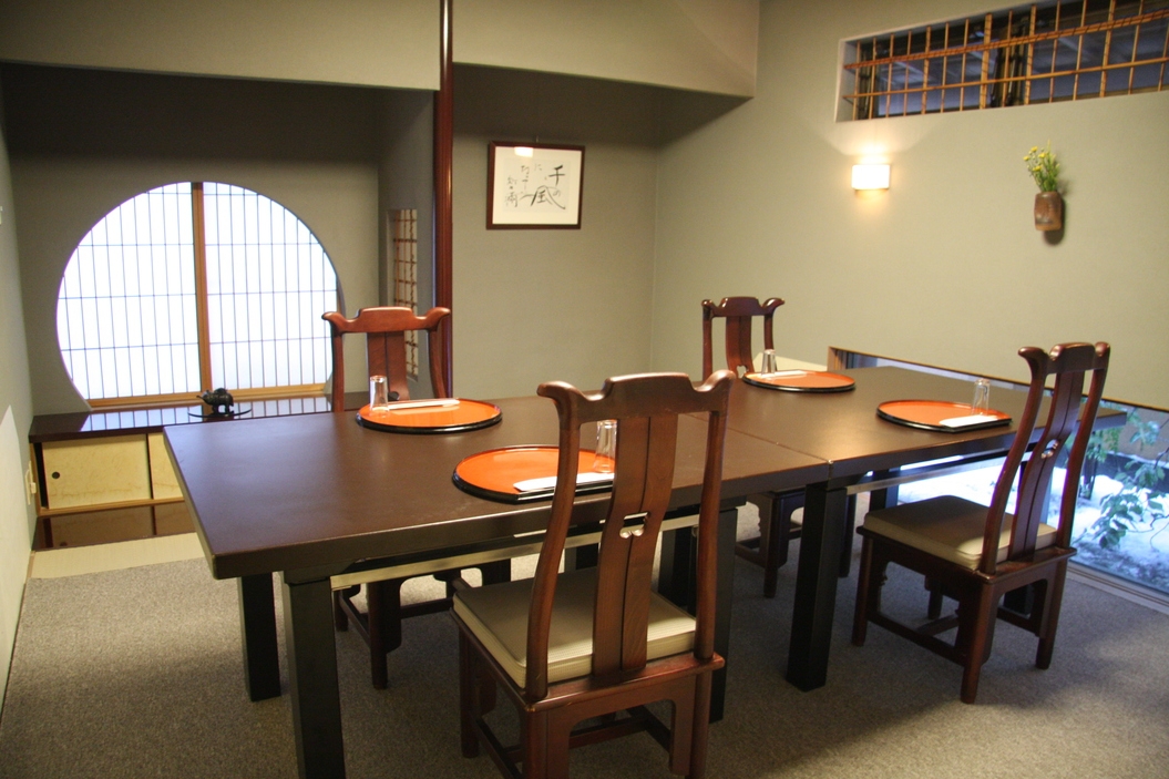 【割烹 螢】季節を味わう会席料理   ×　朝食バイキング　2食付きプラン