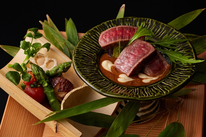 新潟和牛食べ比べを楽しむ会席料理【割烹 螢】2食付きプラン