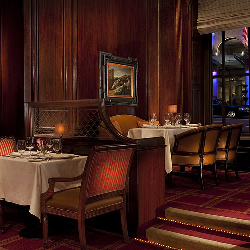 BULL&BAR（ステーキハウス）