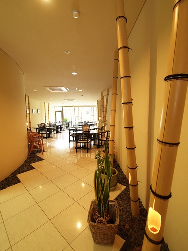 竹の意匠が特徴のレストラン