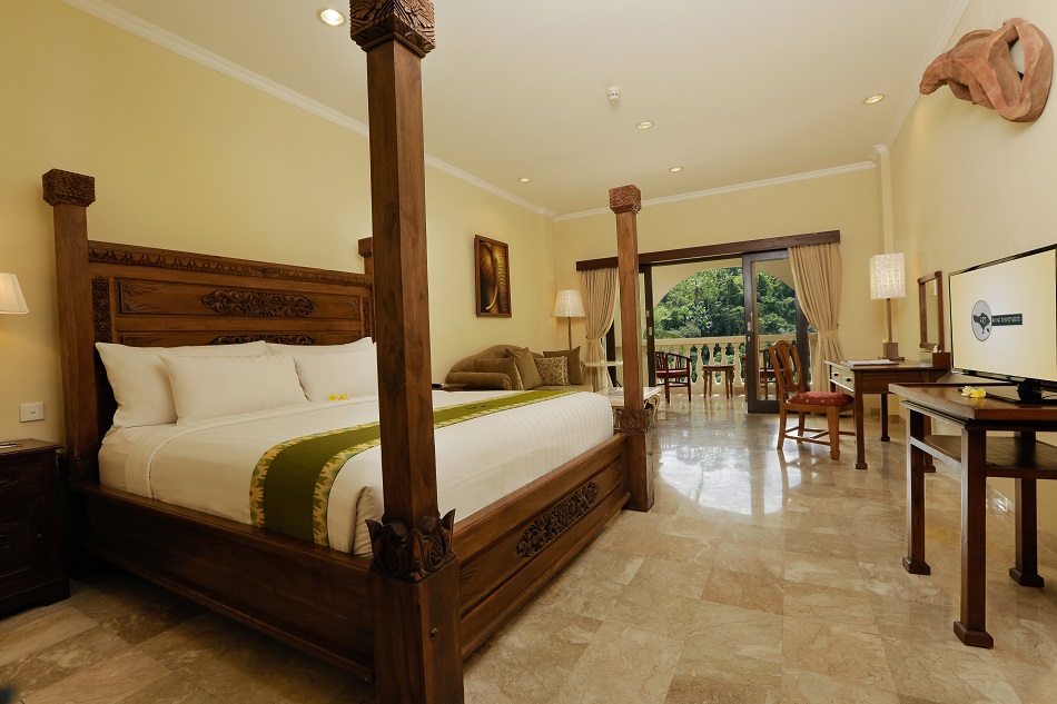 デラックスルームキングサイズベッド