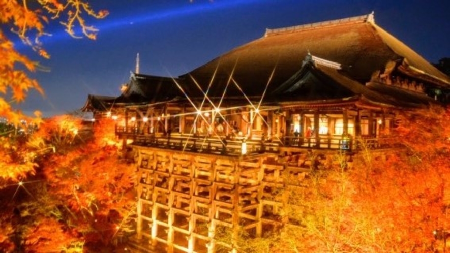 ■清水寺■京都屈指の紅葉スポットです。