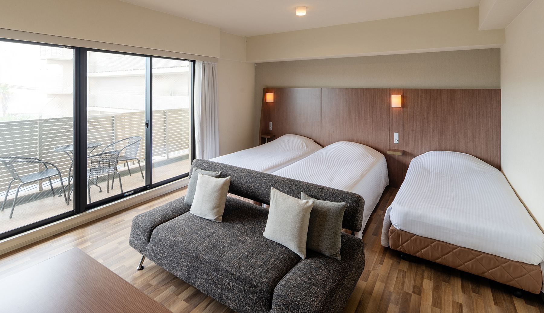 ◇禁煙◇バルコニー付トリプル（30平米・バストイレ付）