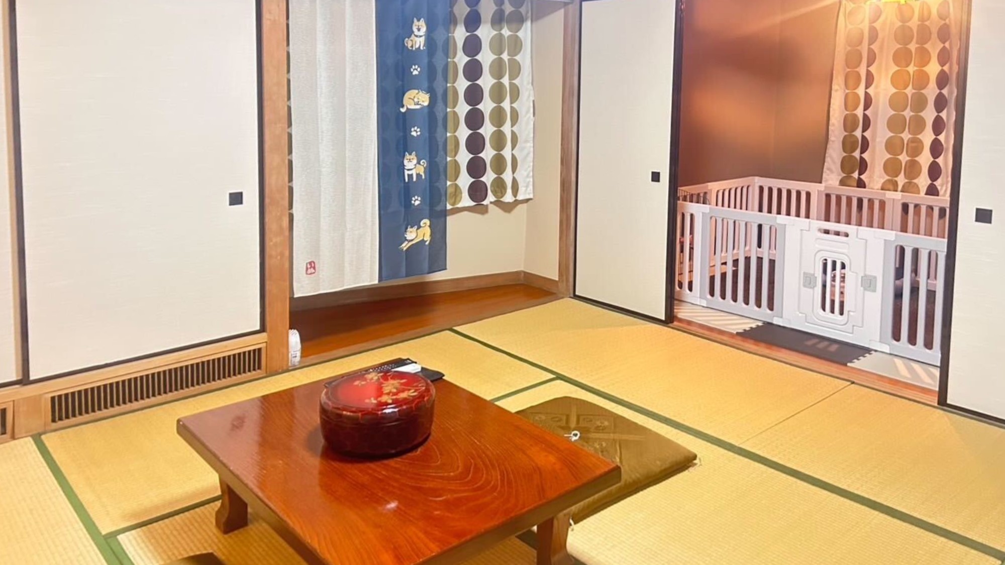 <愛犬と過ごす湖畔の寛ぎ和室10畳>湖畔の静けさに包まれ