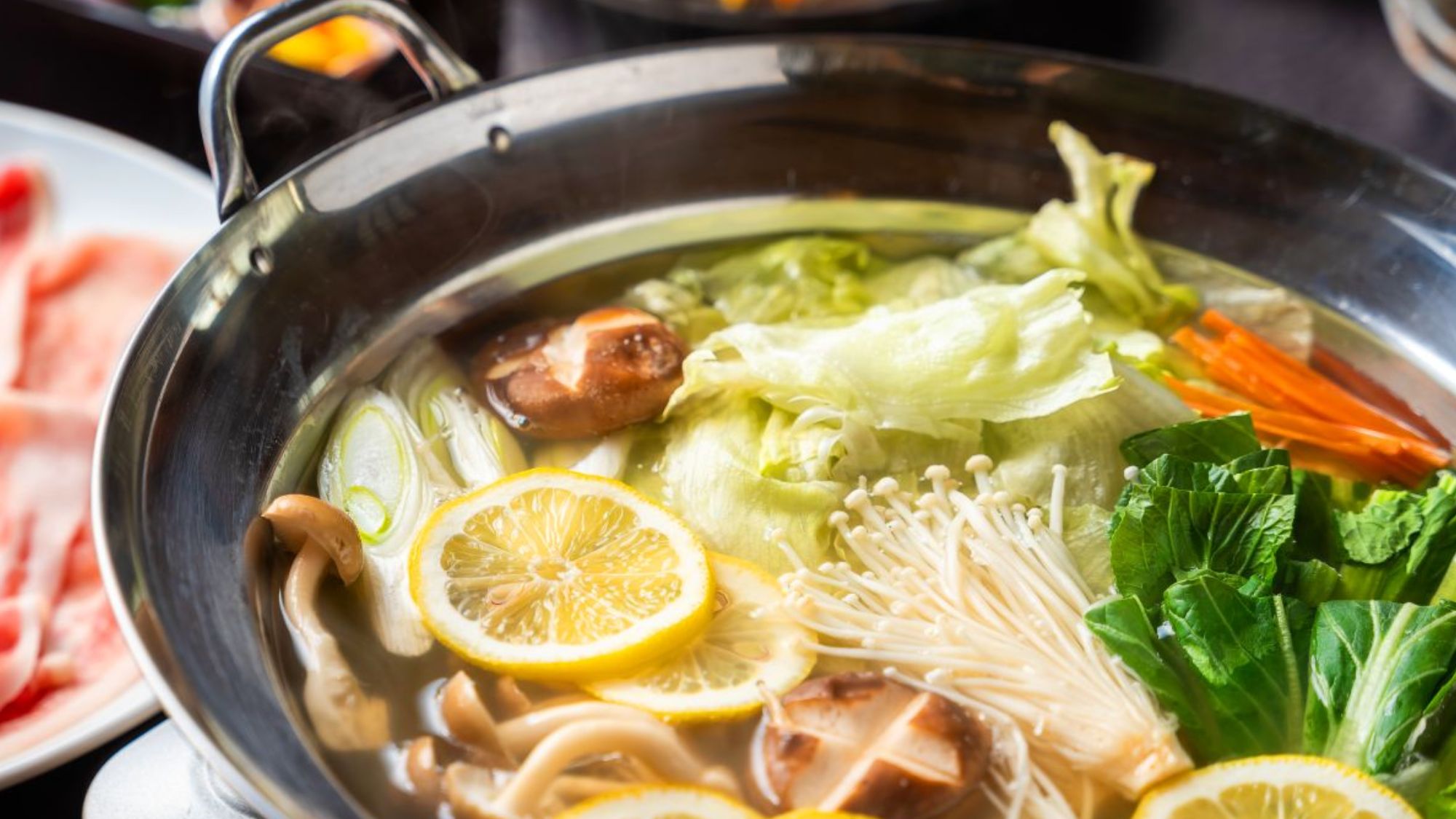 <もみじ橋会席　全７品>五感で愉しむ広島県産のもみじ豚を塩鍋で。