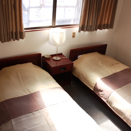 Japanese-Western style twin room