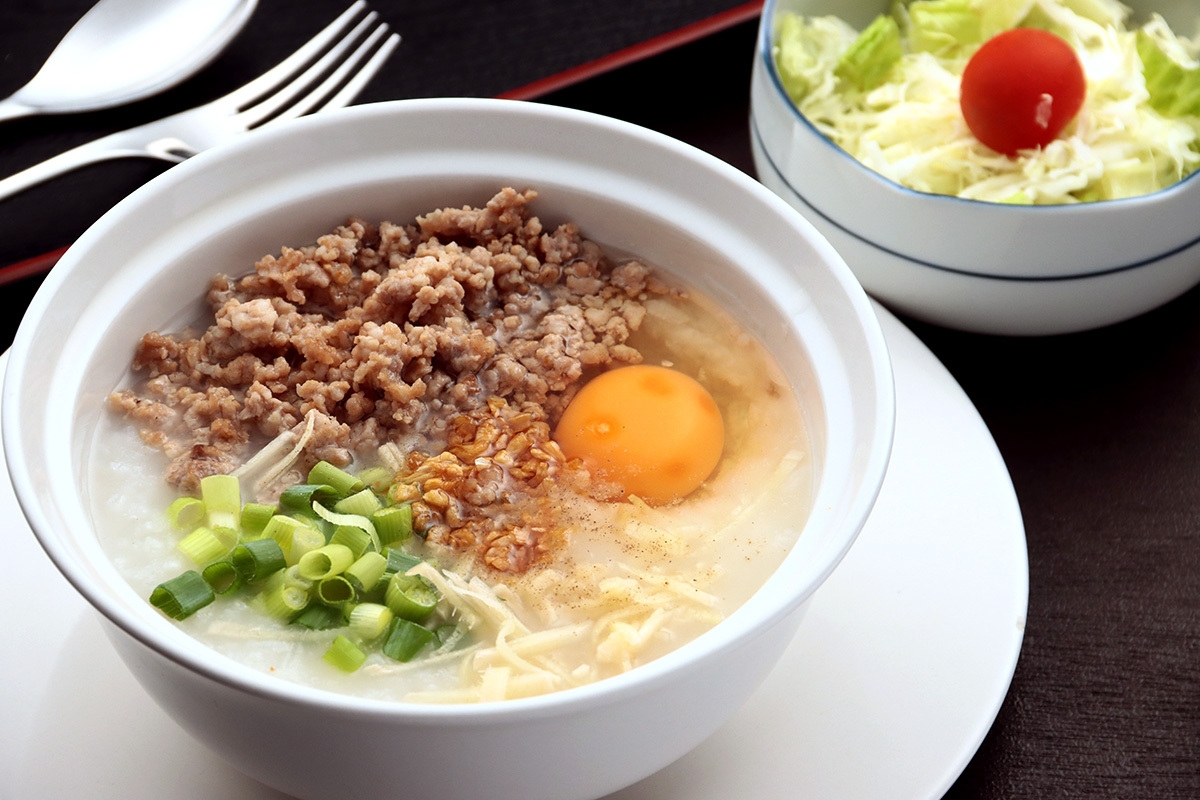 【朝食付き】タイ式おかゆ（カオトム）をご用意