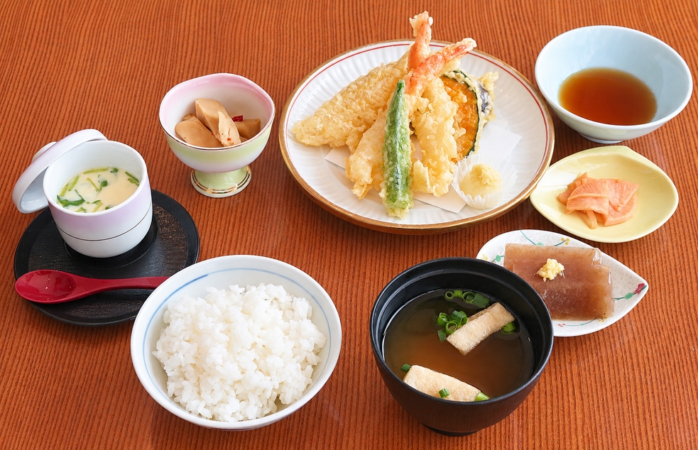 【WEB限定】New里山夕定食付き　「西会津温泉」湯けむりプラン1泊2食