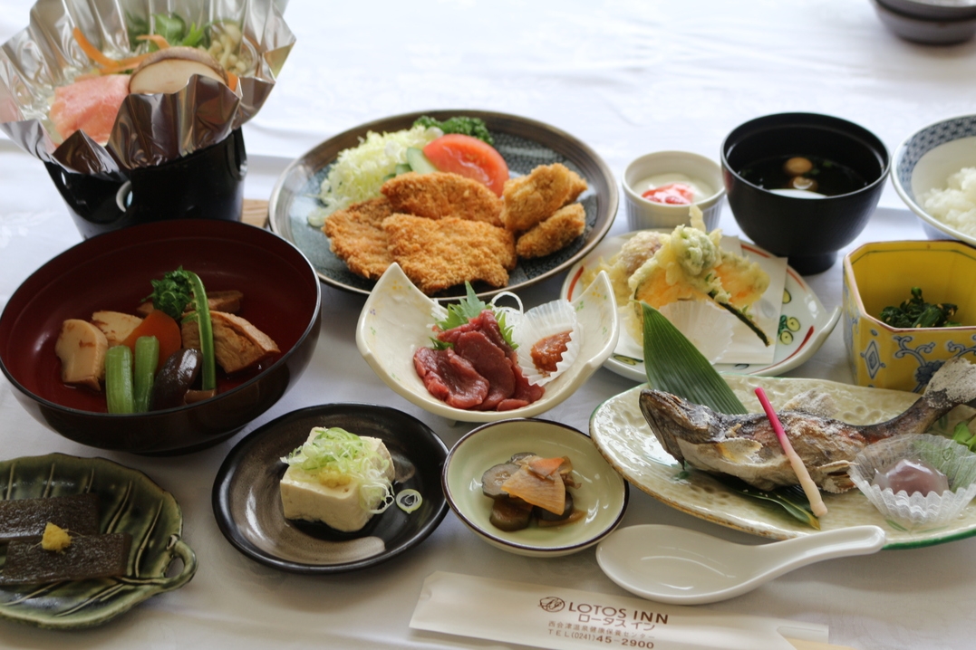 【2食付きプラン】〜西会津ならではの四季折々の食材を生かした創作和食膳をご用意〜