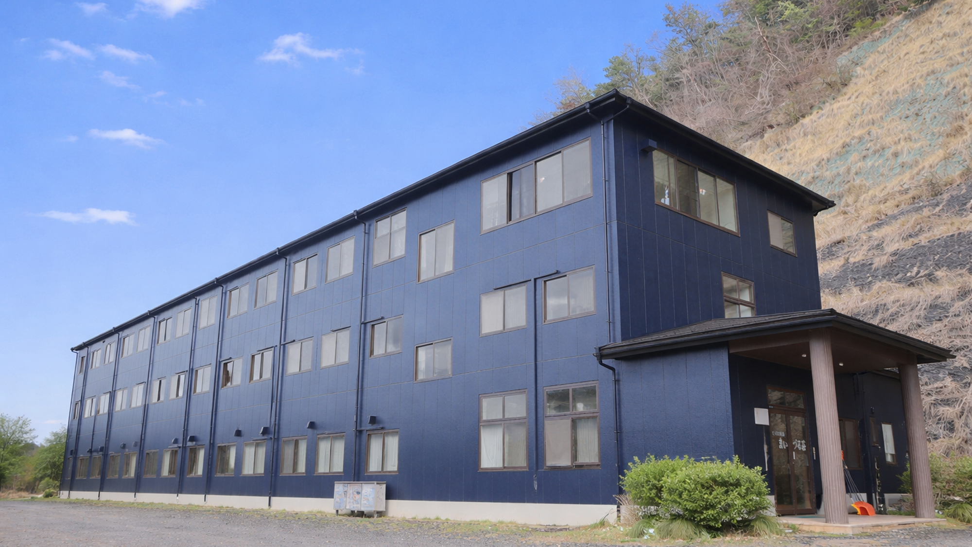 【外観】 新たに外壁塗装いたしました！（2026年3月）