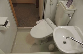 館内　Room2/Room3洗浄式トイレ