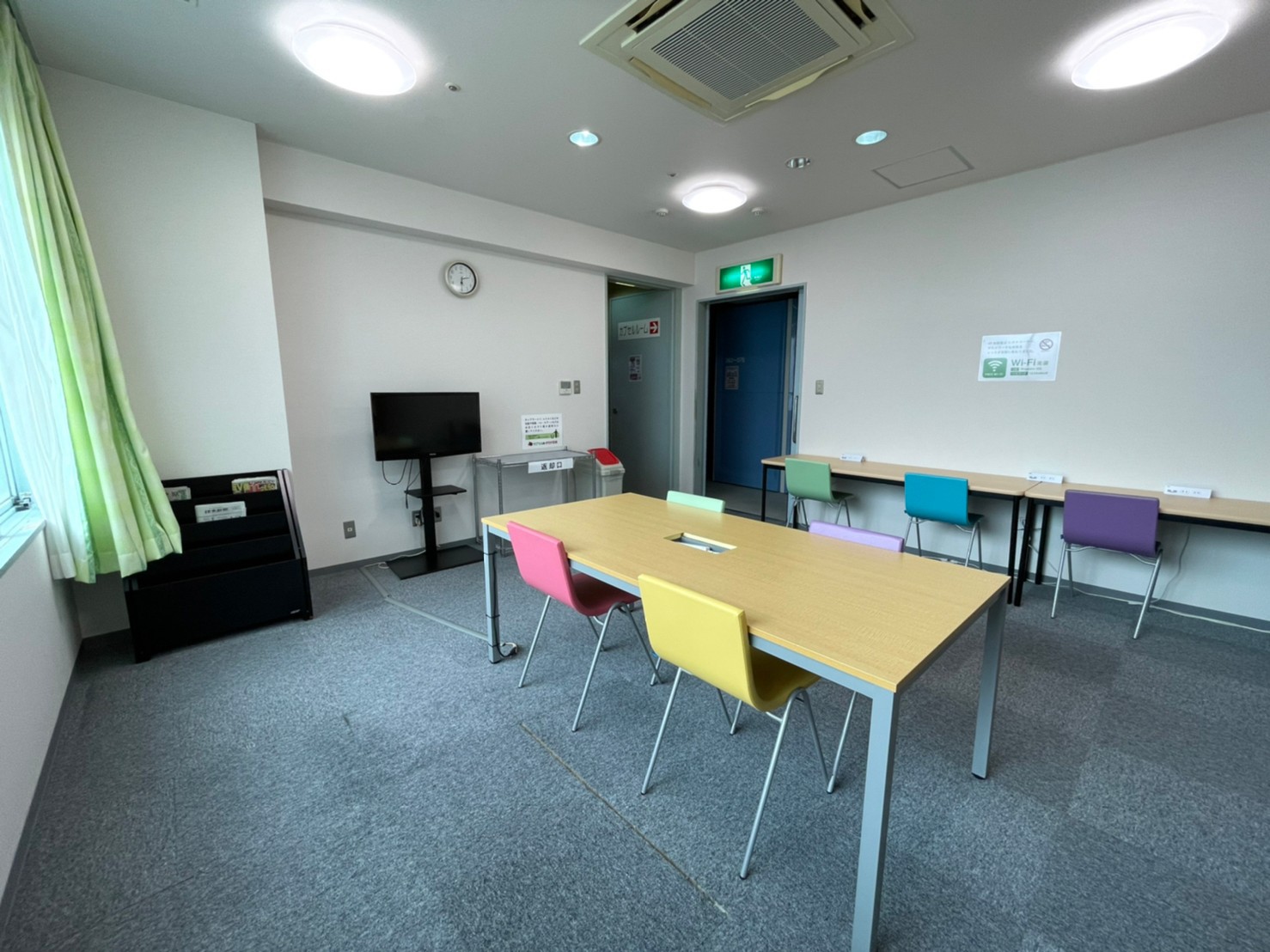【サウナ入り放題 カプセルプラス 液晶TV付】（男性専用・鍵付ロッカーでセキュリティも安心）