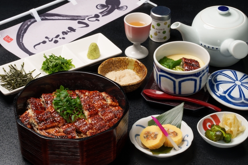 夕食はお好きなものを選択可｜鯛づくし御膳・うなぎひつまぶし・海鮮丼を堪能