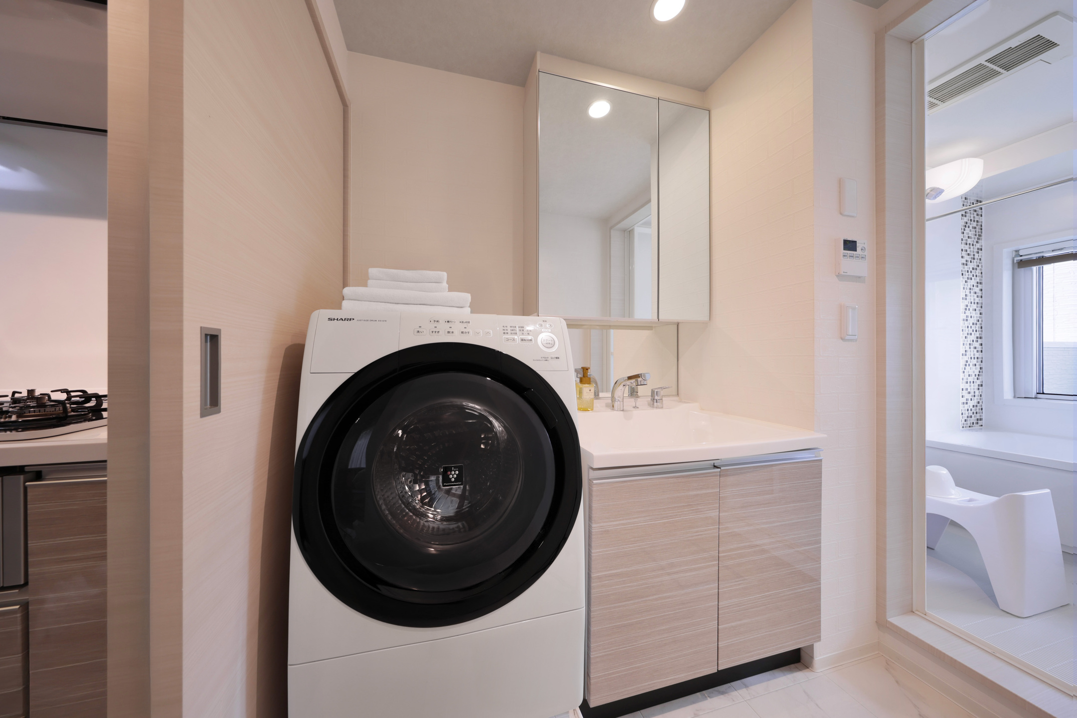 【別館｜夕凪】キッチン完備 / 和洋室ツインベッド