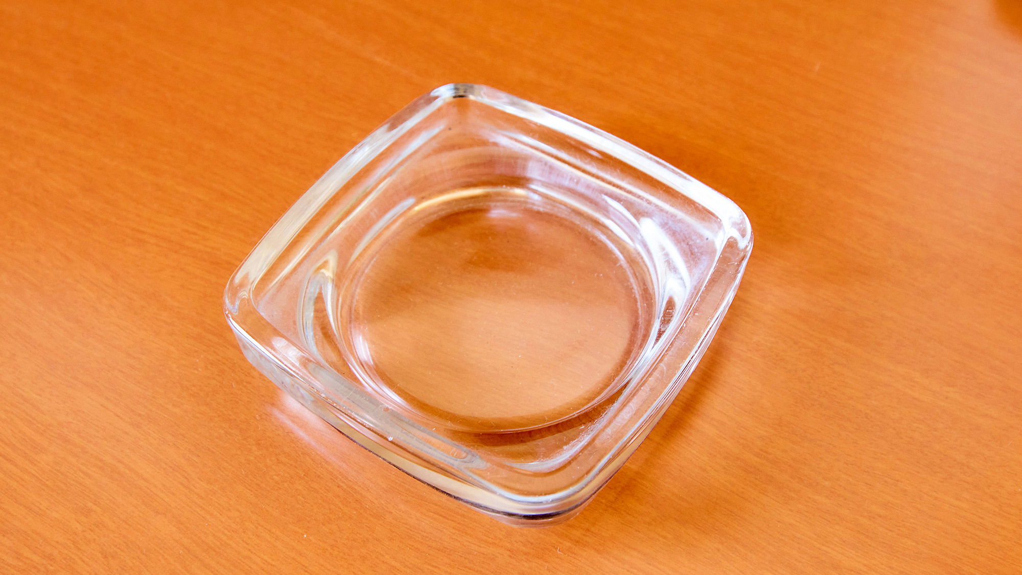 ・【部屋備品】シングル・ダブル・ツインそれぞれに禁煙・喫煙のお部屋がございます