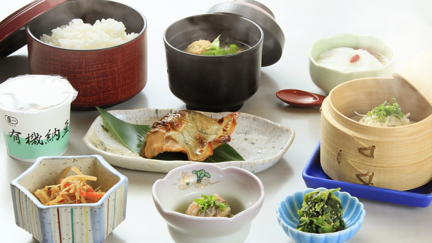 【タイムセール】　舟盛りが主役☆彩り豊かなミニ会席御膳プラン　リゾートステイ／夕朝食付
