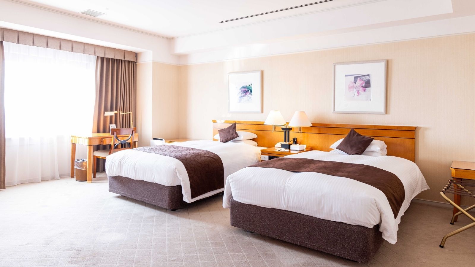 エアポートビューファミリー　ベッド