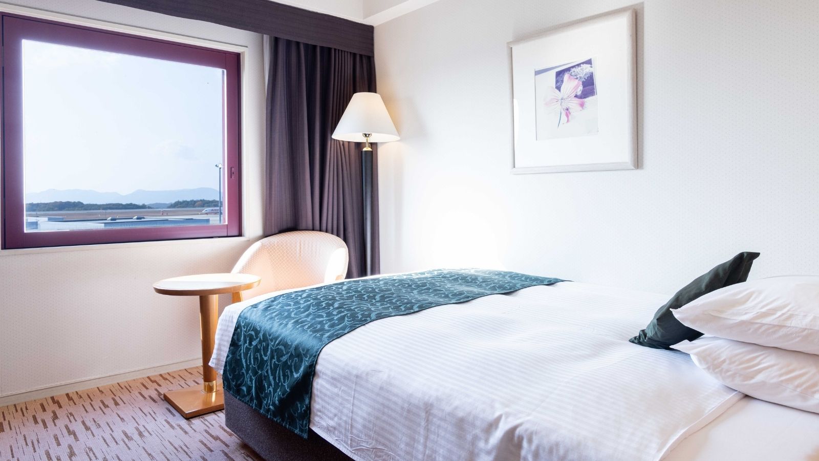 エアポートビューシングル　ベッド