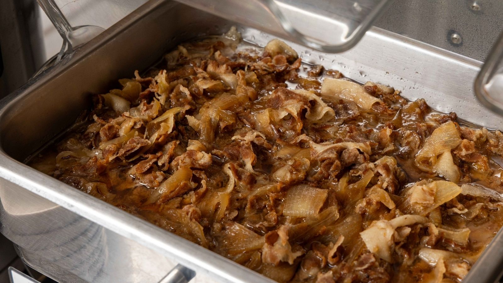 朝食　牛丼の具